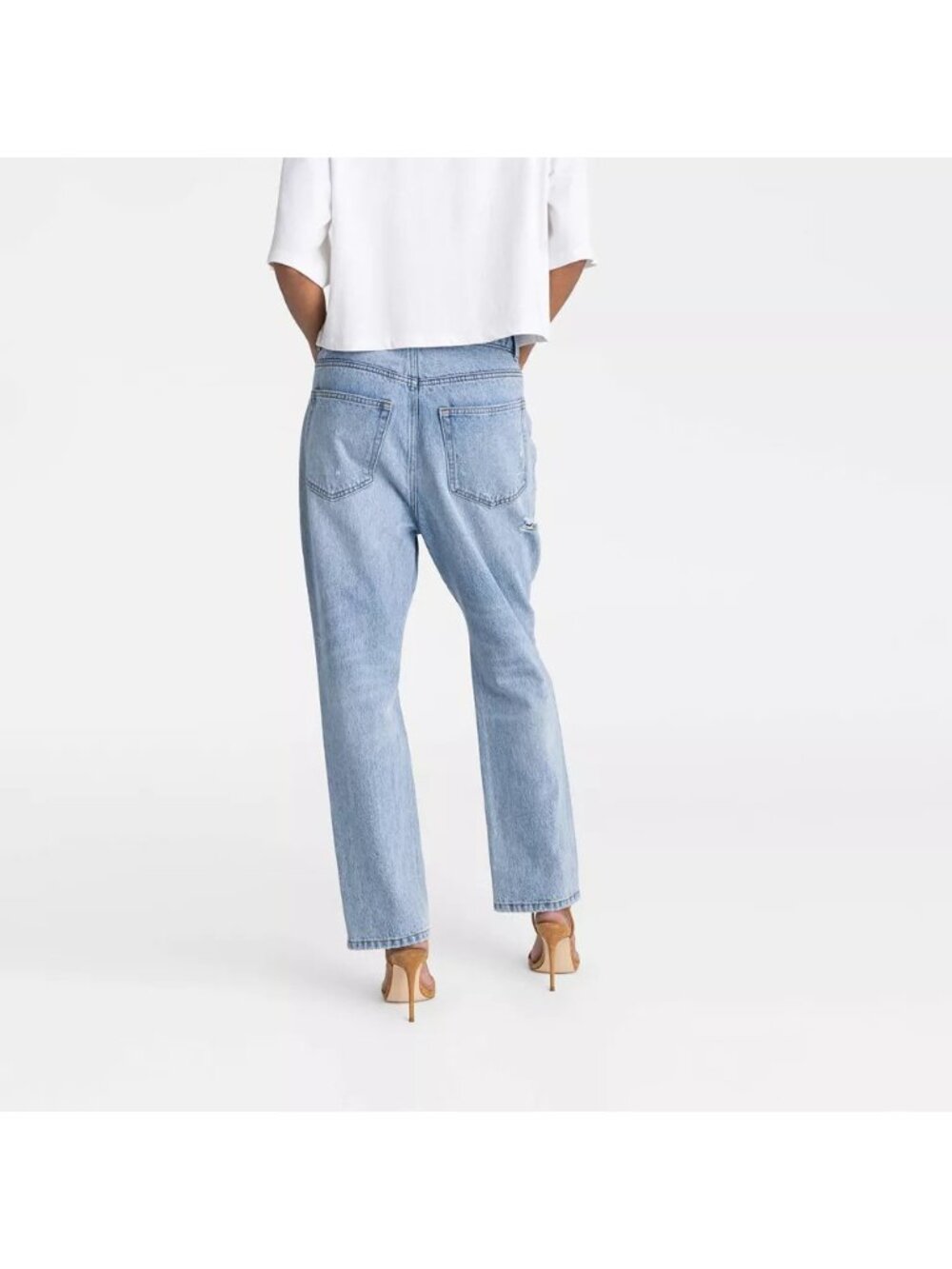 KBB by Kahlana The Dylan Jean Mid Rise Tapered Leg Light Wash Jeans - Women's 4 - Picture 2 of 6